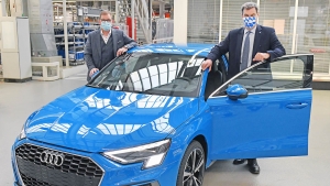 Markus Söder bei Audi in Ingolstadt: Jahresproduktion sinkt allein dort um 150.000 Fahrzeuge.