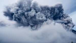 Vulkan-Ausbrüche wie Bárdarbunga in Island und die Umwelt – dagegen sind die Abgase in Europa einschließlich des Autoverkehrs „harmlos“.
